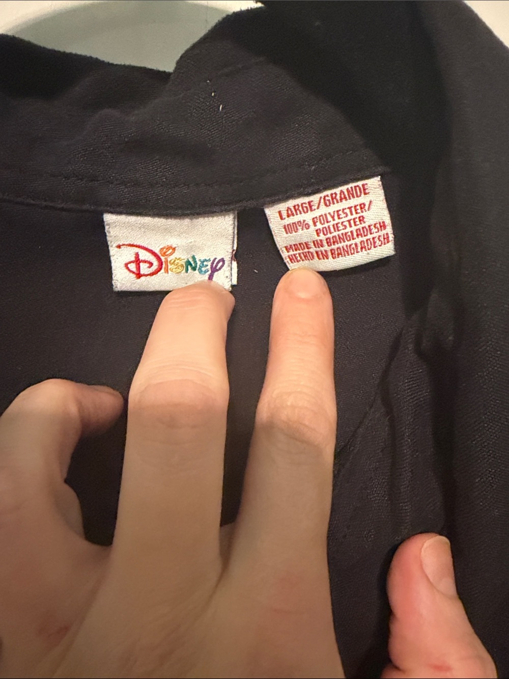 Disney Vintage 90s Black Button-Down Shirt with Winnie the Pooh Embroidery - Picture 2 of 6